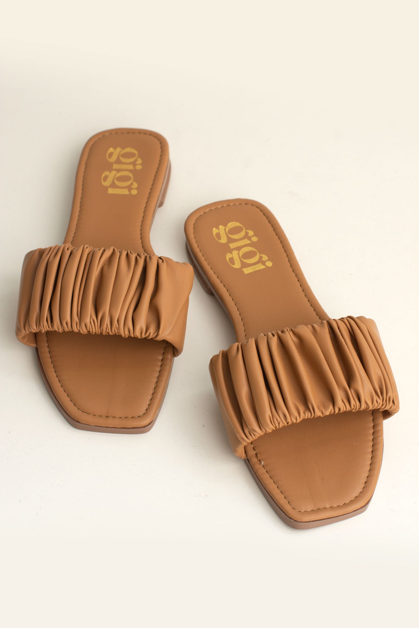 Sandalia Emma Camel