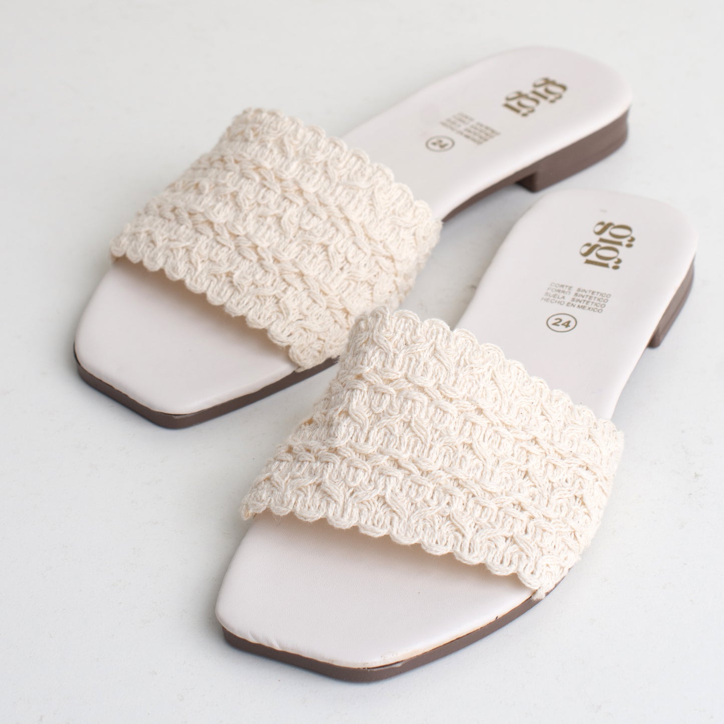 Sandalia Paula Latte Crema