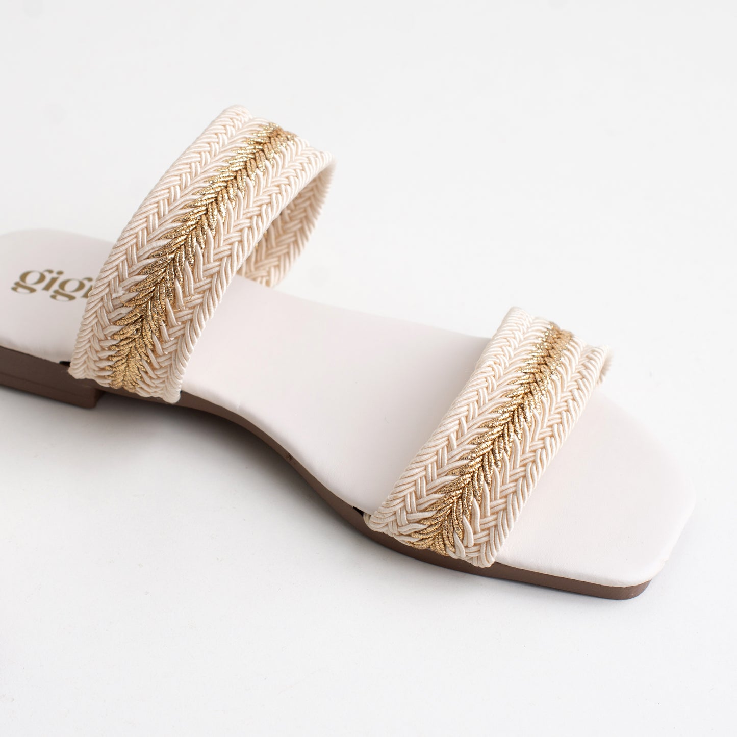 Sandalia Astrid Latte