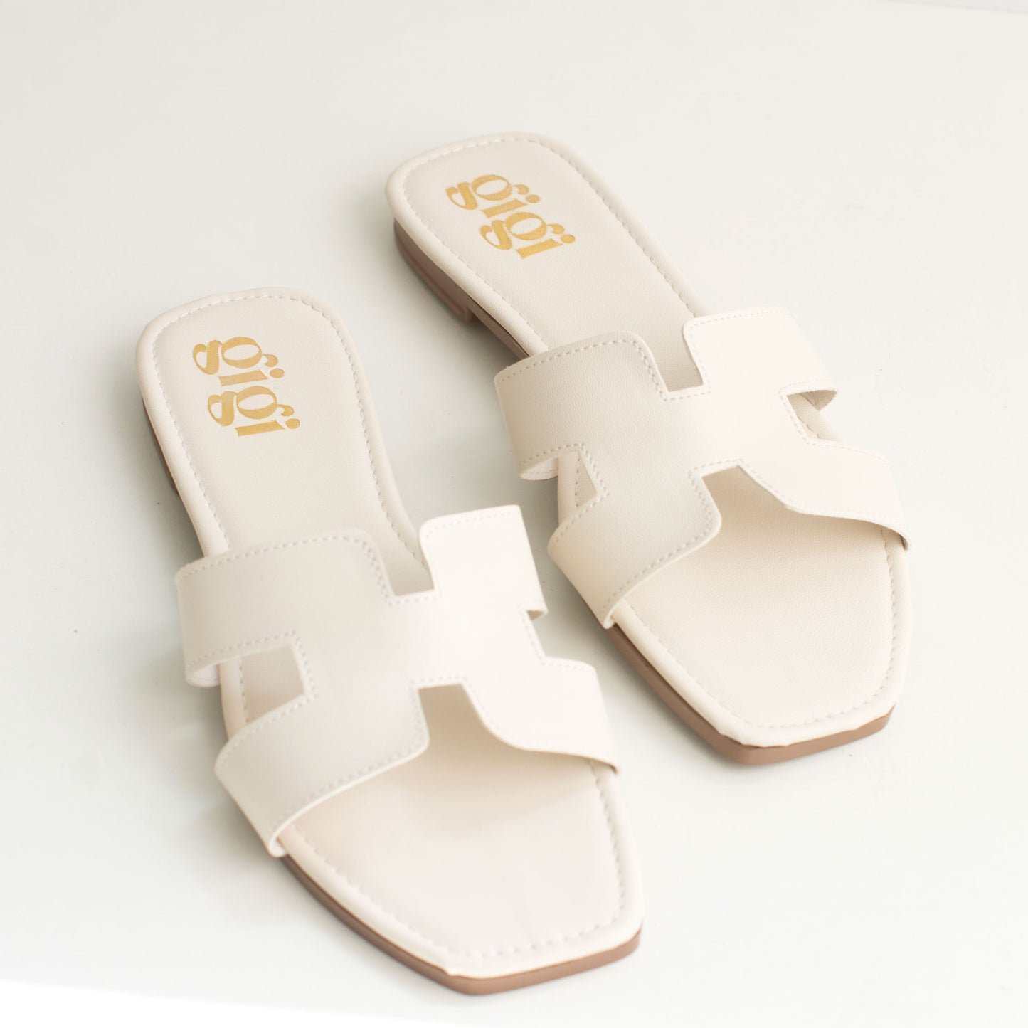 Sandalia Olivia Latte